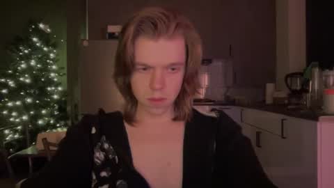 Snapshot of noel_cox chatting on January 2025 07:04:01 PM noel online show from January 2025 07:04:01 PM