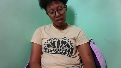 Snapshot of noellah chatting on October 2025 08:03:01 AM noellah online show from October 2025 08:03:01 AM