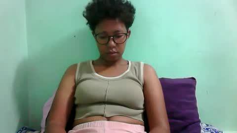 Snapshot of noellah chatting on October 2025 04:57:02 AM noellah online show from October 2025 04:57:02 AM