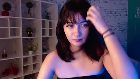 Noeva online show from September 2025 11:46:02 AM