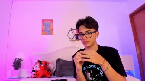 noha_natan online show from October 2025 12:13:02 PM