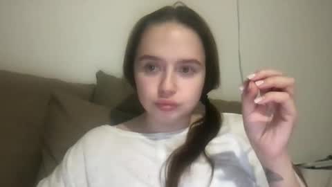 Snapshot of noiryn chatting on November 2025 03:00:01 PM Noiryn online show from November 2025 03:00:01 PM