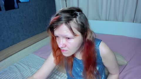 Nora online show from September 2025 10:04:02 AM