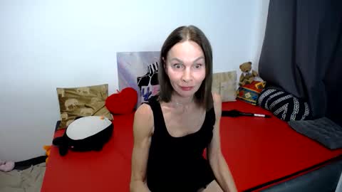 Nora online show from September 2025 06:31:02 PM