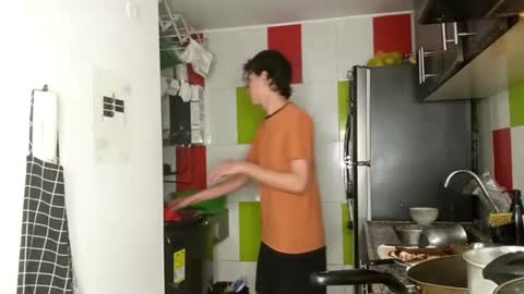 Snapshot of norehg__ chatting on October 2025 08:34:01 AM Norehg online show from October 2025 08:34:01 AM