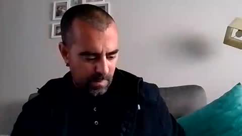 Snapshot of normalito42 chatting on January 2025 03:00:01 PM NORMALITO online show from January 2025 03:00:01 PM