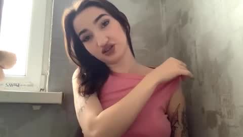 Snapshot of normanhandshoe chatting on December 2025 12:43:01 PM Rina online show from December 2025 12:43:01 PM