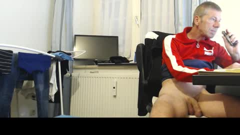 Snapshot of normuc chatting on October 2025 11:51:02 AM Normuc online show from October 2025 11:51:02 AM