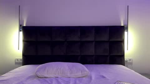 Snapshot of notelis chatting on October 2025 01:04:02 PM Goldie online show from October 2025 01:04:02 PM