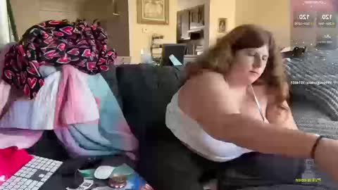 NotUrBabyMoms online show from October 2025 06:08:02 PM