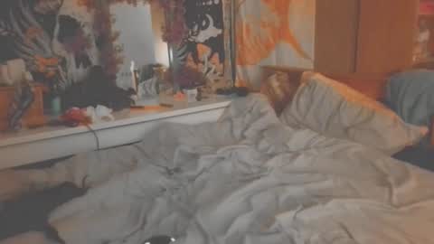 Snapshot of notyourfemboi chatting on October 2025 02:08:01 AM Lucy online show from October 2025 02:08:01 AM