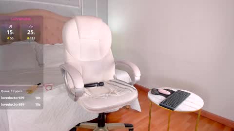 Andrea online show from January 2025 07:39:02 PM