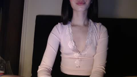 Olivia online show from February 2025 12:30:01 AM