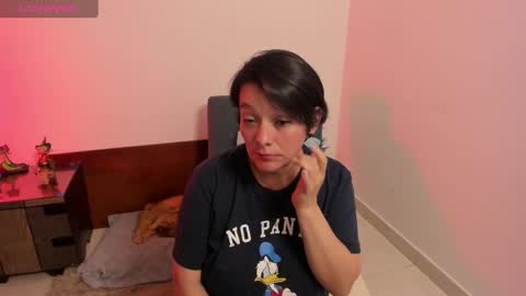 nuit_rose online show from December 2024 08:25:02 AM