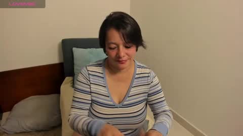 nuit_rose online show from December 2024 01:57:02 AM
