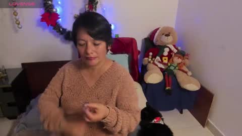 nuit_rose online show from December 2024 07:40:02 AM