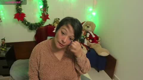 nuit_rose online show from January 2025 01:21:01 AM