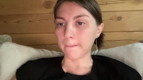 Ema online show from September 2025 03:37:01 PM