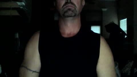 nvrenuff1979 online show from October 2025 11:33:02 AM