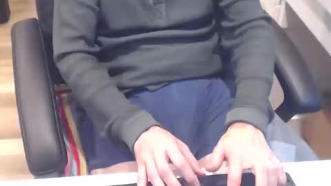 Snapshot of nwih2018 chatting on October 2025 07:59:01 PM nwih2018 online show from October 2025 07:59:01 PM