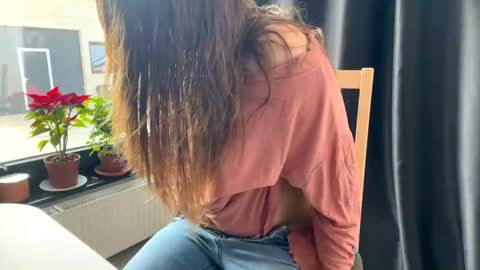 Nicol online show from February 2025 09:10:01 AM