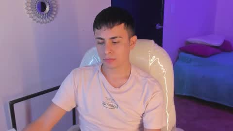 Snapshot of nyko_ds chatting on November 2025 04:33:02 AM nyko_ds online show from November 2025 04:33:02 AM