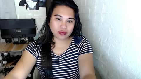 nylecummer online show from December 2024 01:24:02 AM