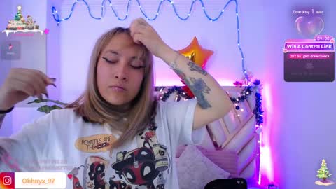 Alex   .    online show from December 2024 10:13:01 AM