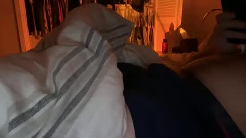 Snapshot of obiwand653040 chatting on November 2025 05:45:02 AM obiwand653040 online show from November 2025 05:45:02 AM