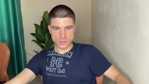 Snapshot of obsidianman95 chatting on September 2025 12:29:01 PM I Chill online show from September 2025 12:29:01 PM