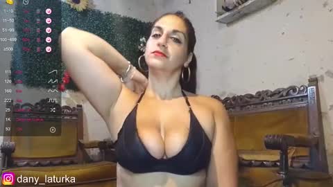 Snapshot of odalisca_bellydancer chatting on February 2025 07:26:01 AM Daniela Dany online show from February 2025 07:26:01 AM