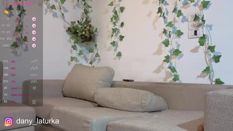 Snapshot of odalisca_bellydancer chatting on September 2025 08:38:02 AM Daniela Dany online show from September 2025 08:38:02 AM
