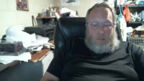 Snapshot of oddobsessions chatting on October 2025 11:40:01 PM oddobsessions online show from October 2025 11:40:01 PM