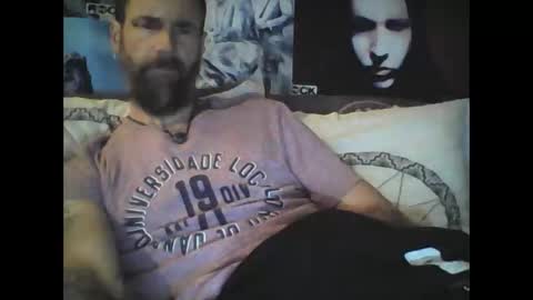 Snapshot of oedipe666 chatting on November 2025 06:23:02 PM oedipe666cam online show from November 2025 06:23:02 PM