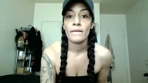 Lit en Cama online show from September 2025 04:00:02 PM