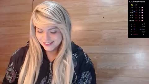 Snapshot of oh_xxxlt4 chatting on December 2025 01:43:02 AM Oh xxxLt4 online show from December 2025 01:43:02 AM