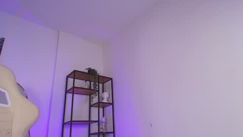 Julia online show from January 2025 09:02:01 AM