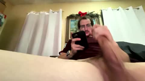 Dom online show from December 2024 03:11:01 PM