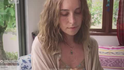 Snapshot of ohmymojo chatting on November 2025 04:14:02 AM Mo online show from November 2025 04:14:02 AM