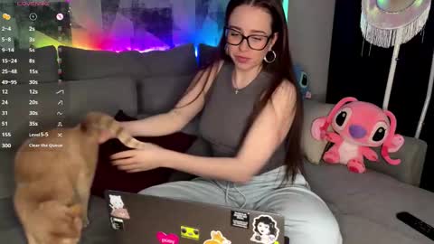 Snapshot of ohnicolle chatting on November 2025 09:43:02 PM Nikki online show from November 2025 09:43:02 PM