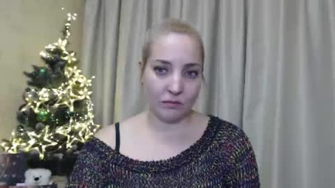 Mari online show from December 2024 02:38:02 PM