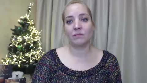 Mari online show from December 2024 05:42:02 PM