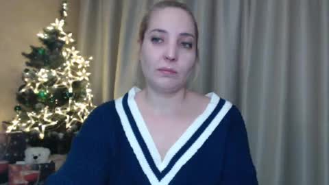 Mari online show from January 2025 12:31:02 PM
