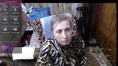 Olguscha online show from September 2025 12:06:01 PM