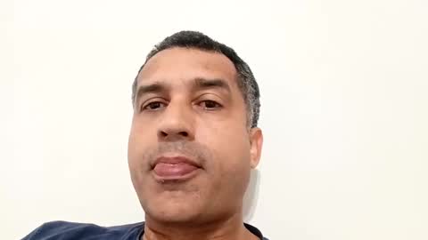 oliveira112727 online show from November 2025 11:54:01 AM