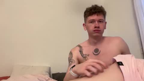 Snapshot of oliver_and_thomas chatting on October 2025 06:03:01 PM Oliver and Thomas online show from October 2025 06:03:01 PM