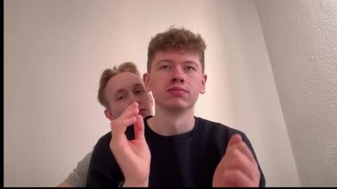 Snapshot of oliver_and_thomas chatting on October 2025 10:03:01 AM Oliver and Thomas online show from October 2025 10:03:01 AM