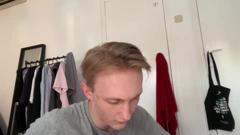 Snapshot of oliver_and_thomas chatting on November 2025 01:46:01 PM Oliver and Thomas online show from November 2025 01:46:01 PM