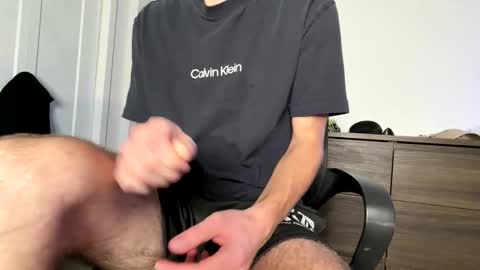 Oliver Beck online show from November 2025 04:11:02 AM