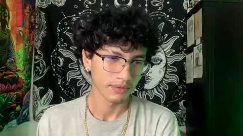 Snapshot of oliver_fast_ chatting on October 2025 06:19:01 AM Oliver fast online show from October 2025 06:19:01 AM